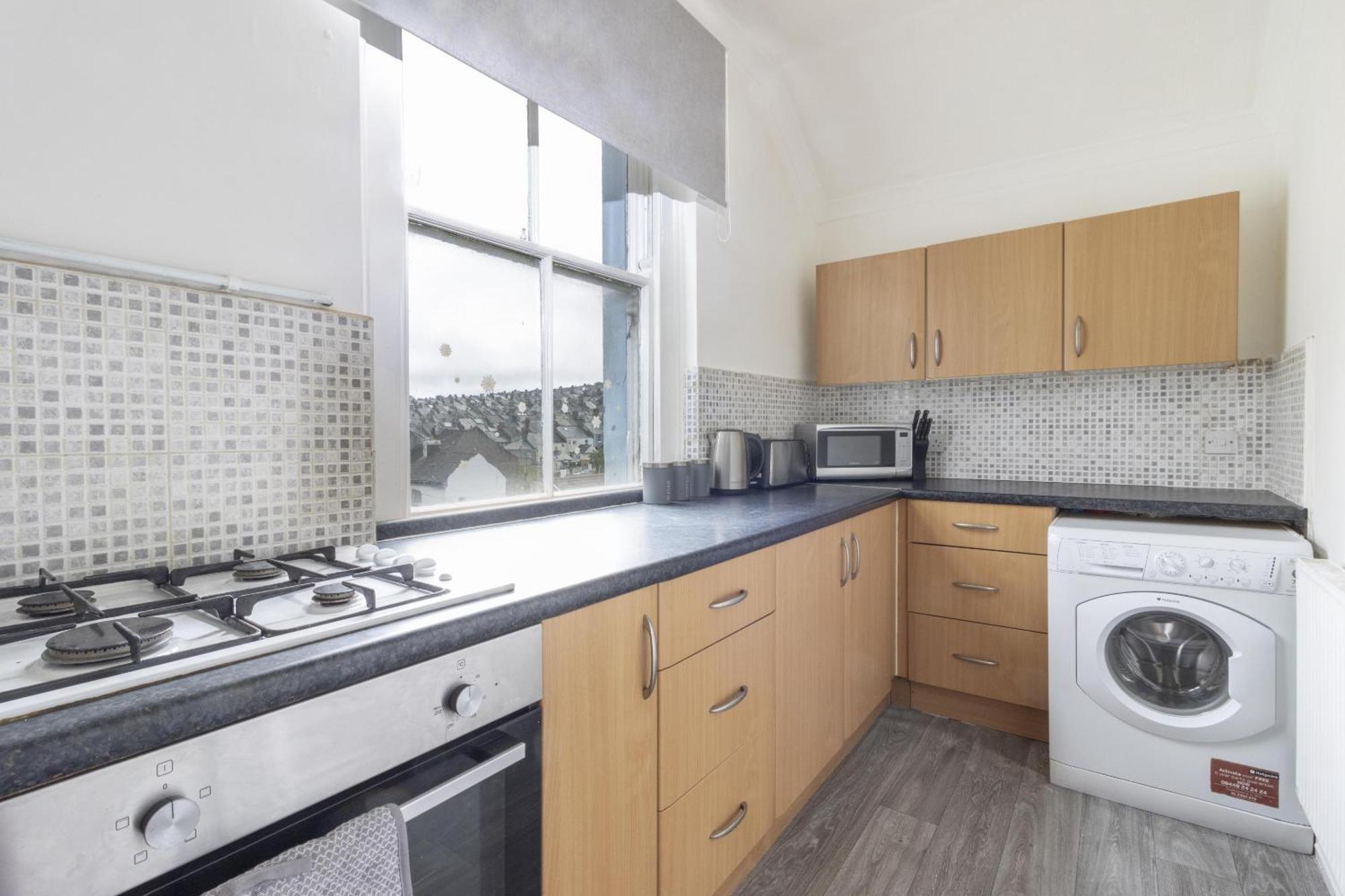 Apartment Alexandra - Large 3 Bed Perfect For Contractors, Free Parking, Fast Wifi And Great Value! Plymouth